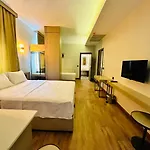 Hotel Royal 3*