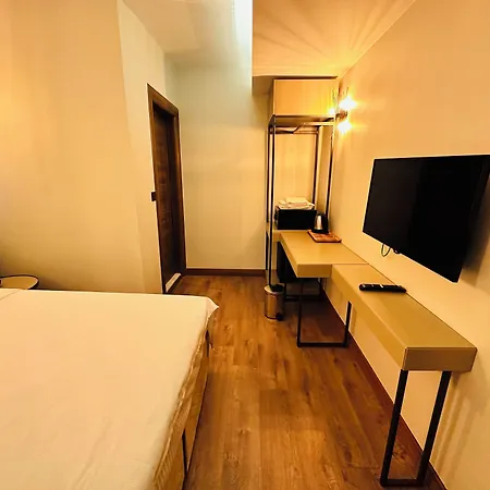 Hotel Royal 3*