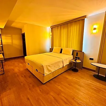 Hotel Royal 3*