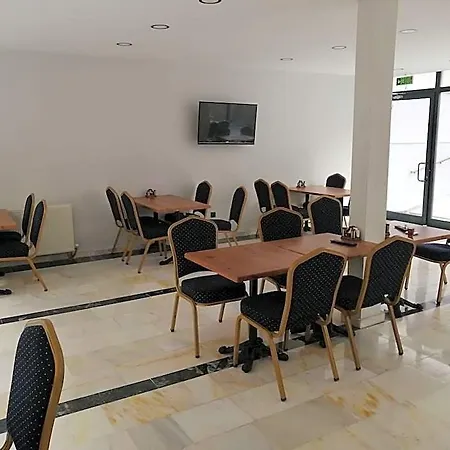 Hotel Royal 3*