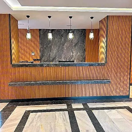 Hotel Royal 3*