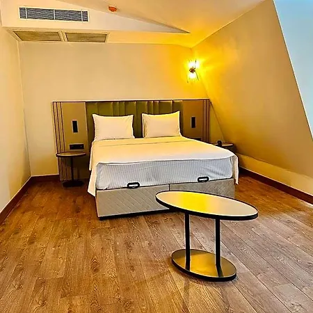 Hotel Royal