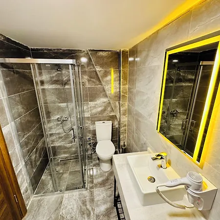 Hotel Royal 3*